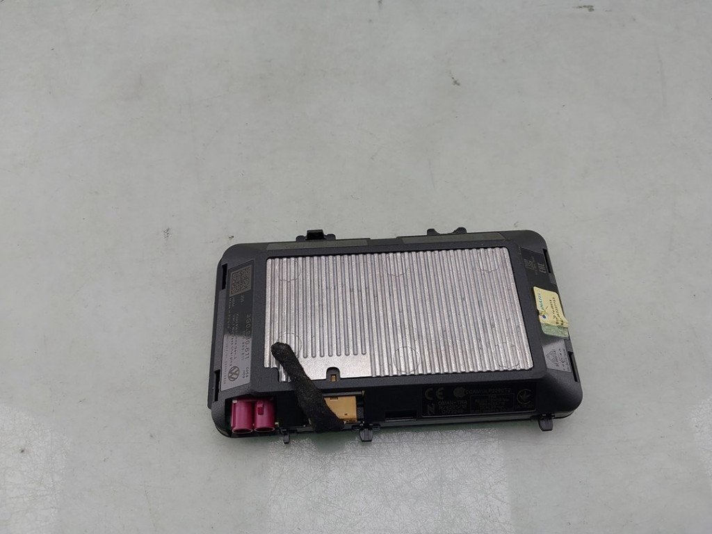 CHARGEUR DE TELEPHONE A INDUCTION (|3G0980611|), Volkswagen AG, Utilisé, Kundenbetreuung@volkswagen.de, Berliner Ring 2
38440  Wolfsburg, DE