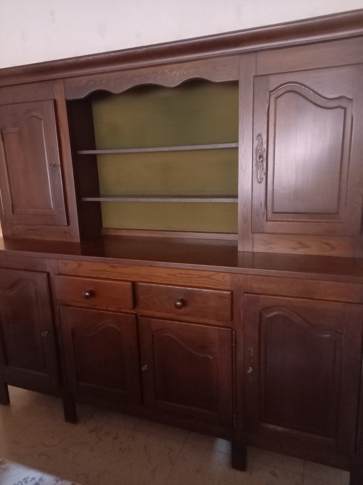 tafel met 6 stoelen en 2 kasten, Ophalen