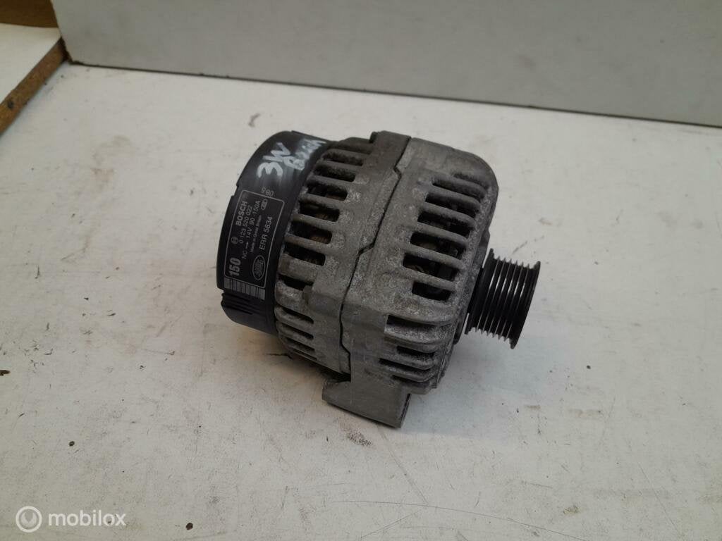 Dynamo Range Rover P38 Bosch Alternator 150A ERR5834 V8, Land Rover, Ophalen of Verzenden, Gebruikt, Land Rover