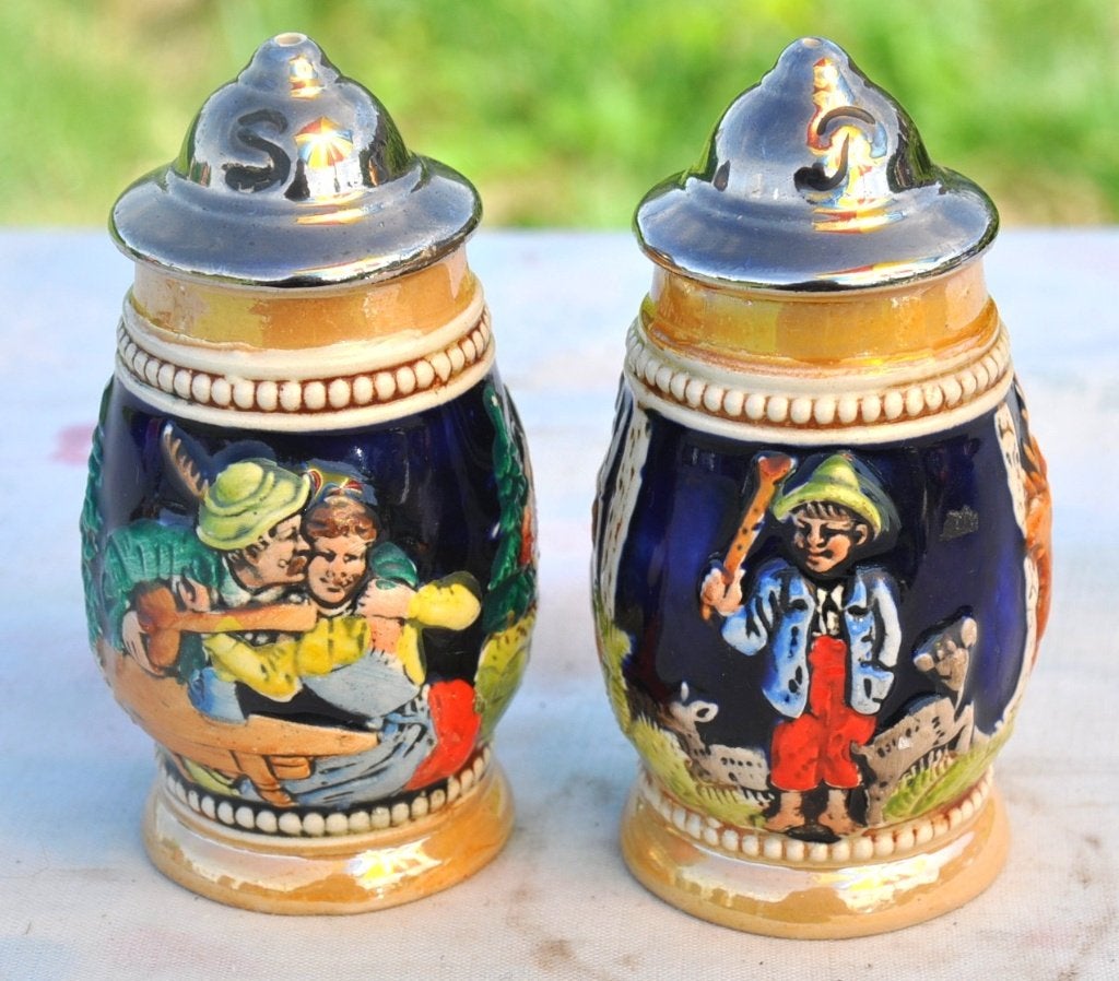 sel et poivre forme mini chope faïence, Enlèvement ou Envoi, Vintage, Comme neuf, Céramique