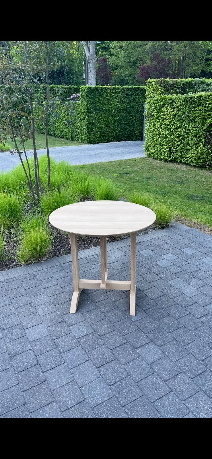 Tuintafel / bijzet tafel in eik, Ophalen, Nieuw, Rond, Hout