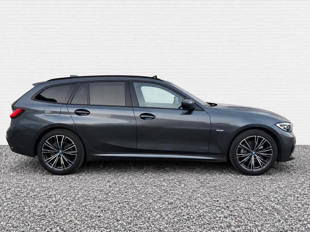 BMW 320 e PHEV * M-PACK * PANO * CAMERA * FULL HISTORIEK, Auto's, BMW, Automaat, Dealer onderhouden, 4 cilinders, Leder