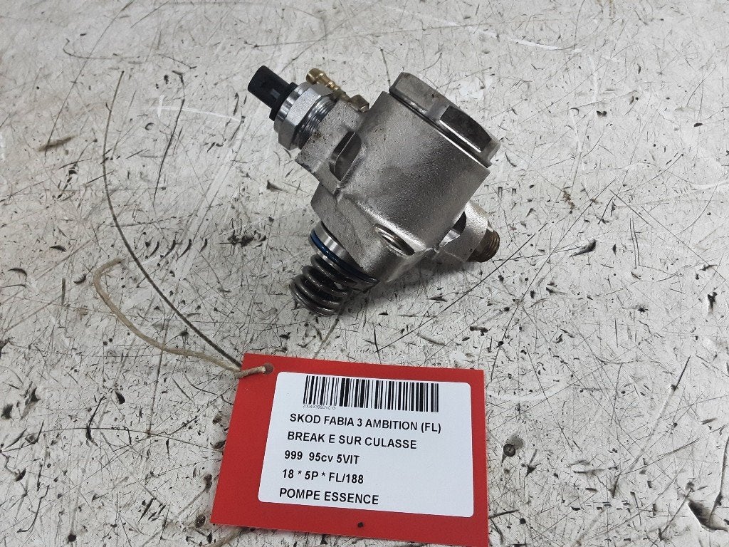 POMPE CARBURANT C Skoda Fabia III Combi (NJ5), Utilisé, Info@skoda-auto.de, Skoda, Max-Planck-Straße  3-5
64331  Weiterstadt, DE