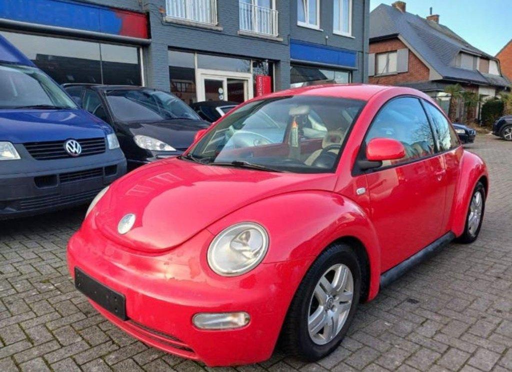 Volkswagen Beetle — 2.0 Essence Bj 2000 150000km, Rouge, Beige, Entreprise, 5 places