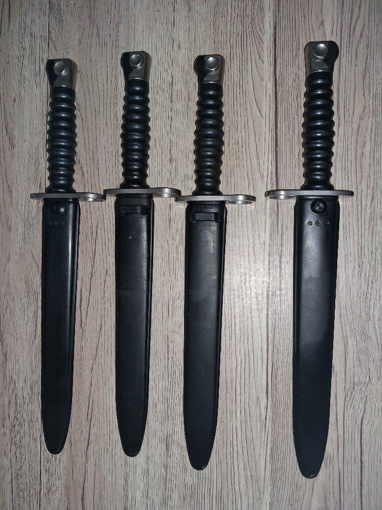Baïonnettes SIG 57, Collections, Enlèvement, Armée de terre, Couteau ou Poignard