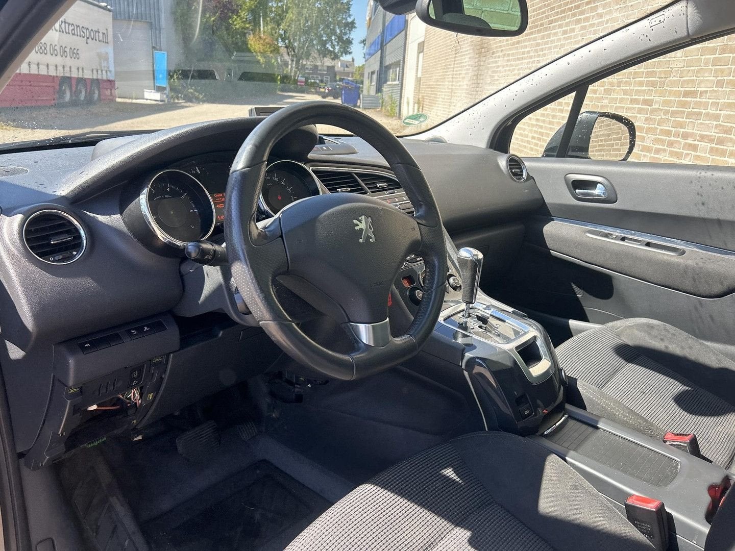 Peugeot 5008 1.6 THP GT 7p. Automaat | Pano | Navi | Climate, Auto's, Automaat, Zwart, 183 g/km, Parkeersensor