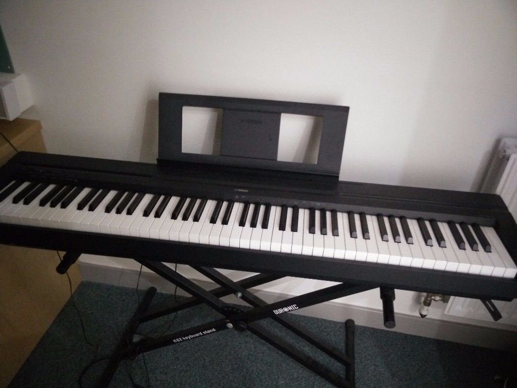 Digitale piano yamaha te huur, Muziek en Instrumenten, Ophalen, Zwart, Digitaal, Zo goed als nieuw