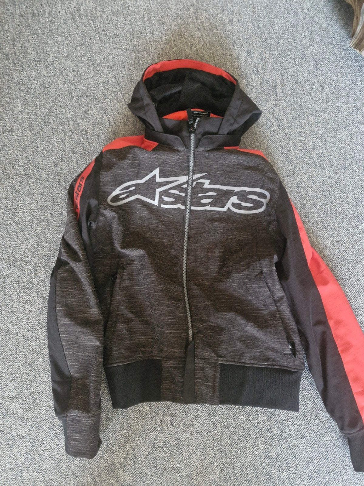 Alpinestars Rideout jas, Enlèvement