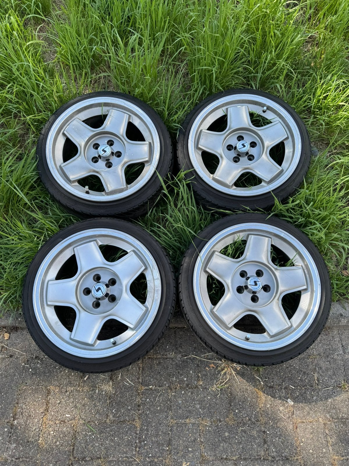 Schmidt Revolution 16” velgen met goede banden – 4 stuks, Auto-onderdelen, Banden en Velgen, Ophalen, 16 inch, Band(en)