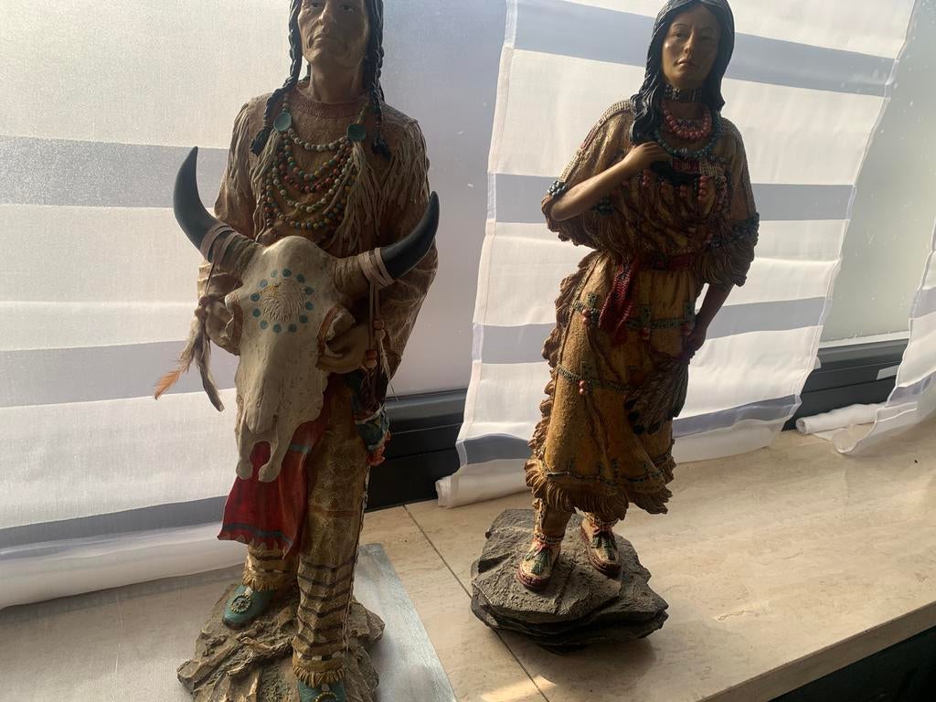 Indianen beelden, Enlèvement ou Envoi, Comme neuf