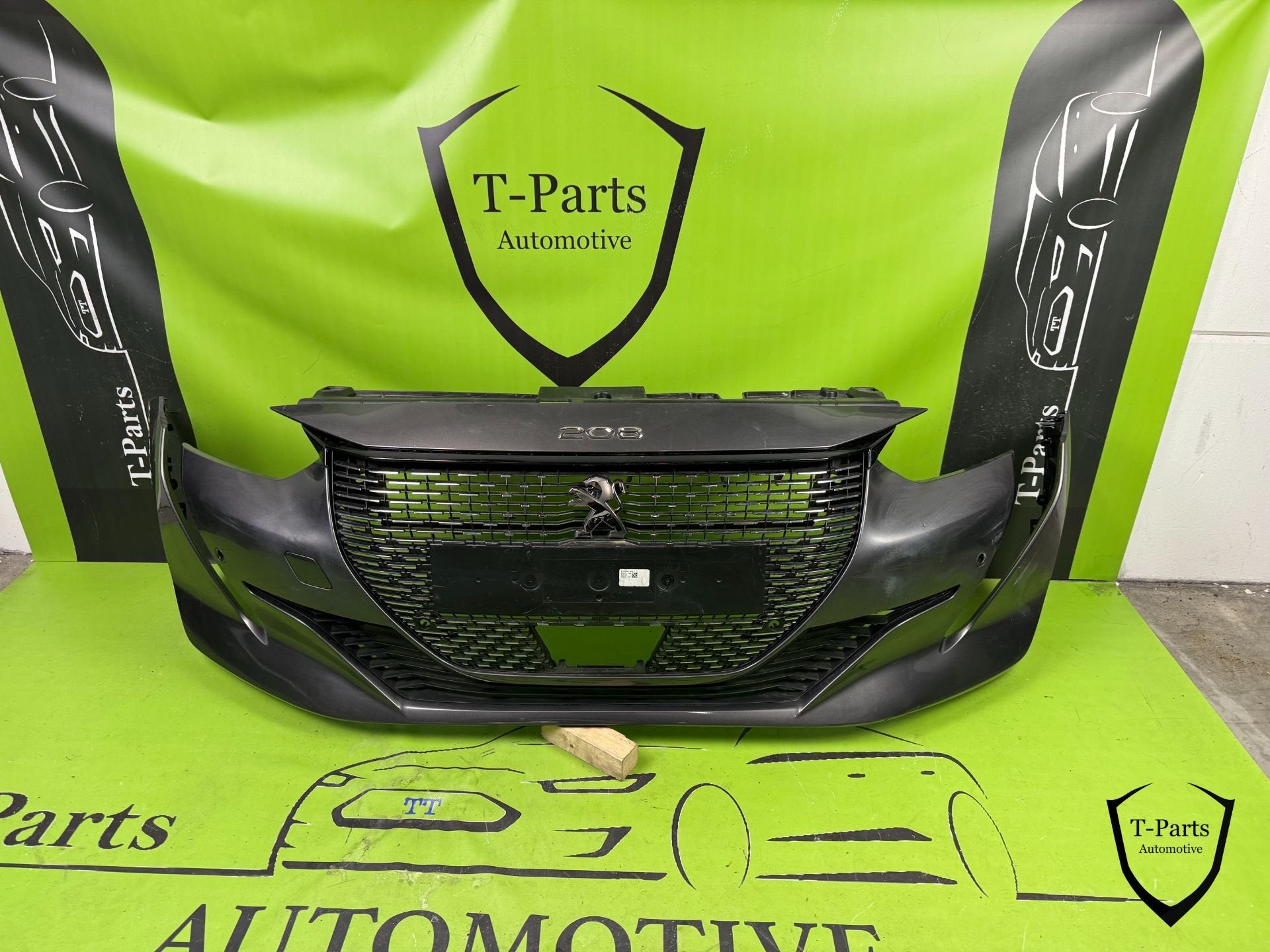 peugeot 208 GT live voorbumper 4x pdc bumper 19+, Info@fabrikant.eu, Bumper, Fabrikant BV, Gebruikt