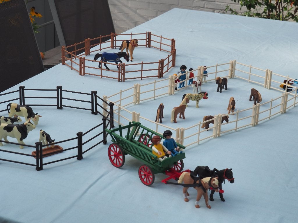 Playmobil paardjes en koeien in een weide, Ophalen of Verzenden, Zo goed als nieuw, Losse onderdelen