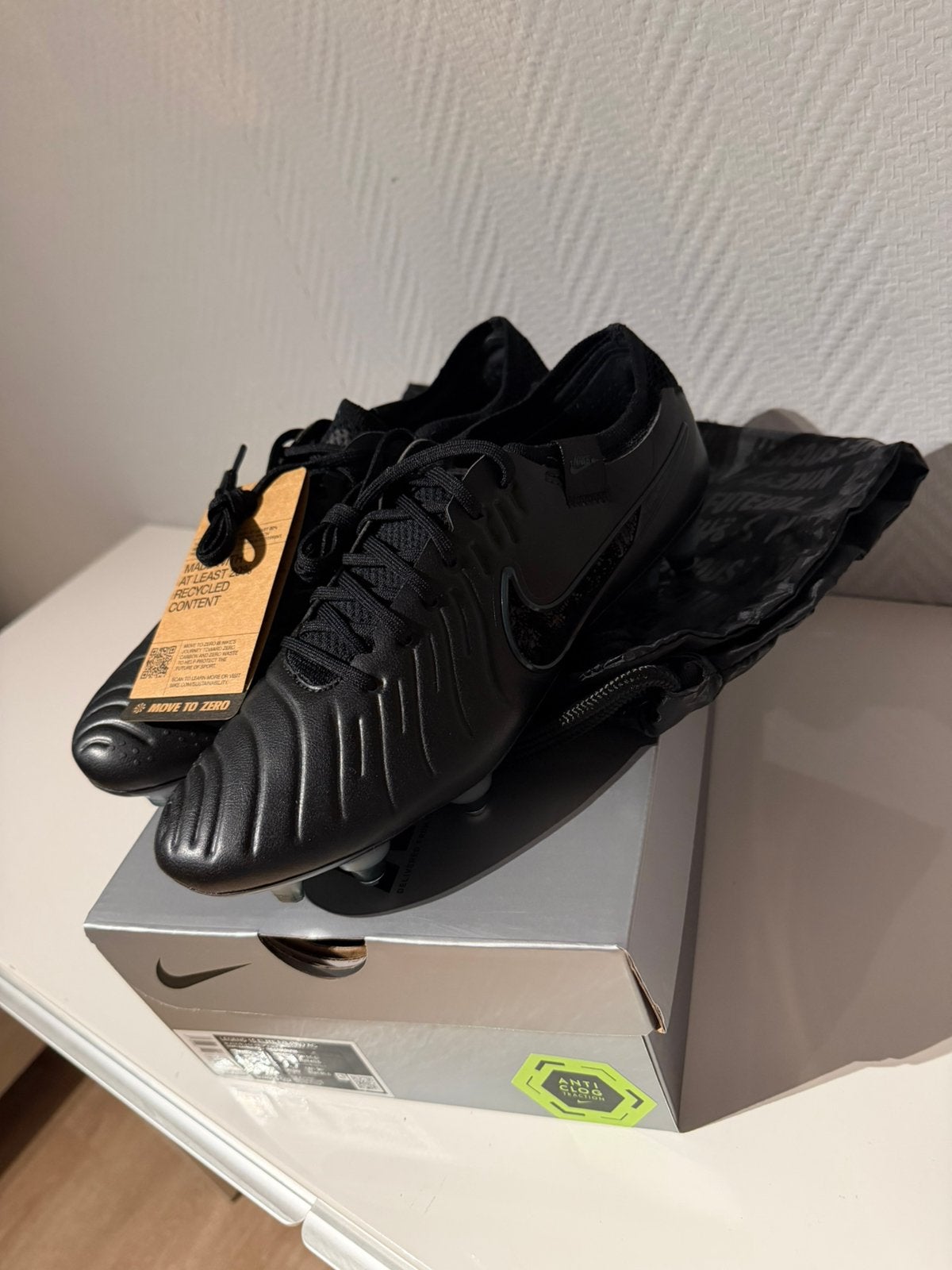Nike Time Legend 10 Elite SG noire, Enlèvement, Neuf, Chaussures
