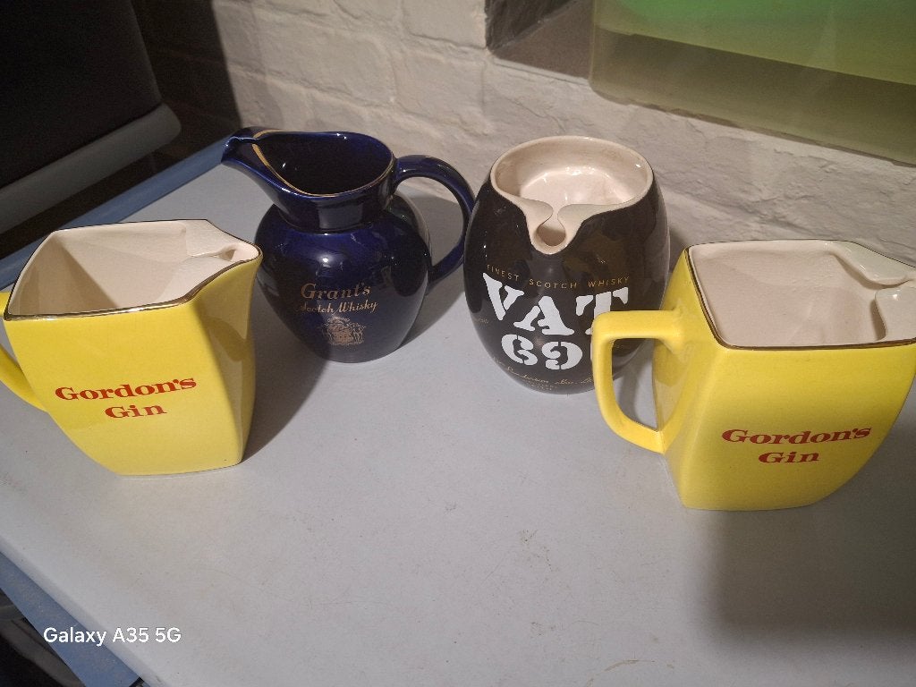 4 grands pichet à alcool, Collections, Enlèvement ou Envoi, Comme neuf, Autres types