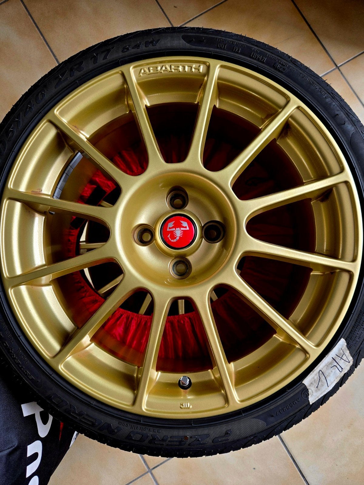 Jantes Abarth, Neuf, Véhicule de tourisme, Pneus été, 205 mm
