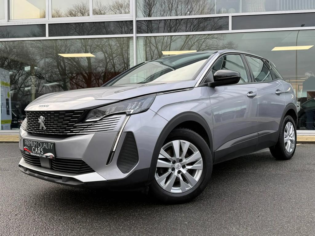 Peugeot 3008 AUTOMATIQUE / CARPLAY / CAMÉRA / CLIMATISATION, Autos, Argent ou Gris, Achat, Euro 6, Carnet d'entretien
