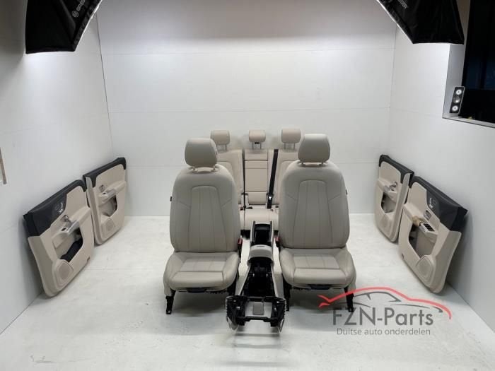 Mercedes-Benz GLB-Klasse Interieur Creme 5-Zits Compleet, Ophalen of Verzenden, Gebruikt