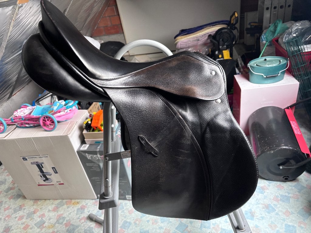 Zadel passier 17 inch, Animaux & Accessoires, Chevaux & Poneys | Selles, Enlèvement, Utilisé, M (17 pouces), Passier
