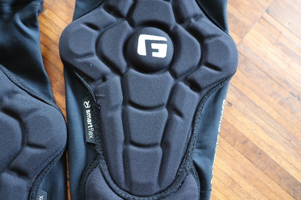 G-form pro rugged maat s BMX / MTB knie/scheen protectie, Vélos & Vélomoteurs, S, Enlèvement ou Envoi, Sous-vêtement, G-form