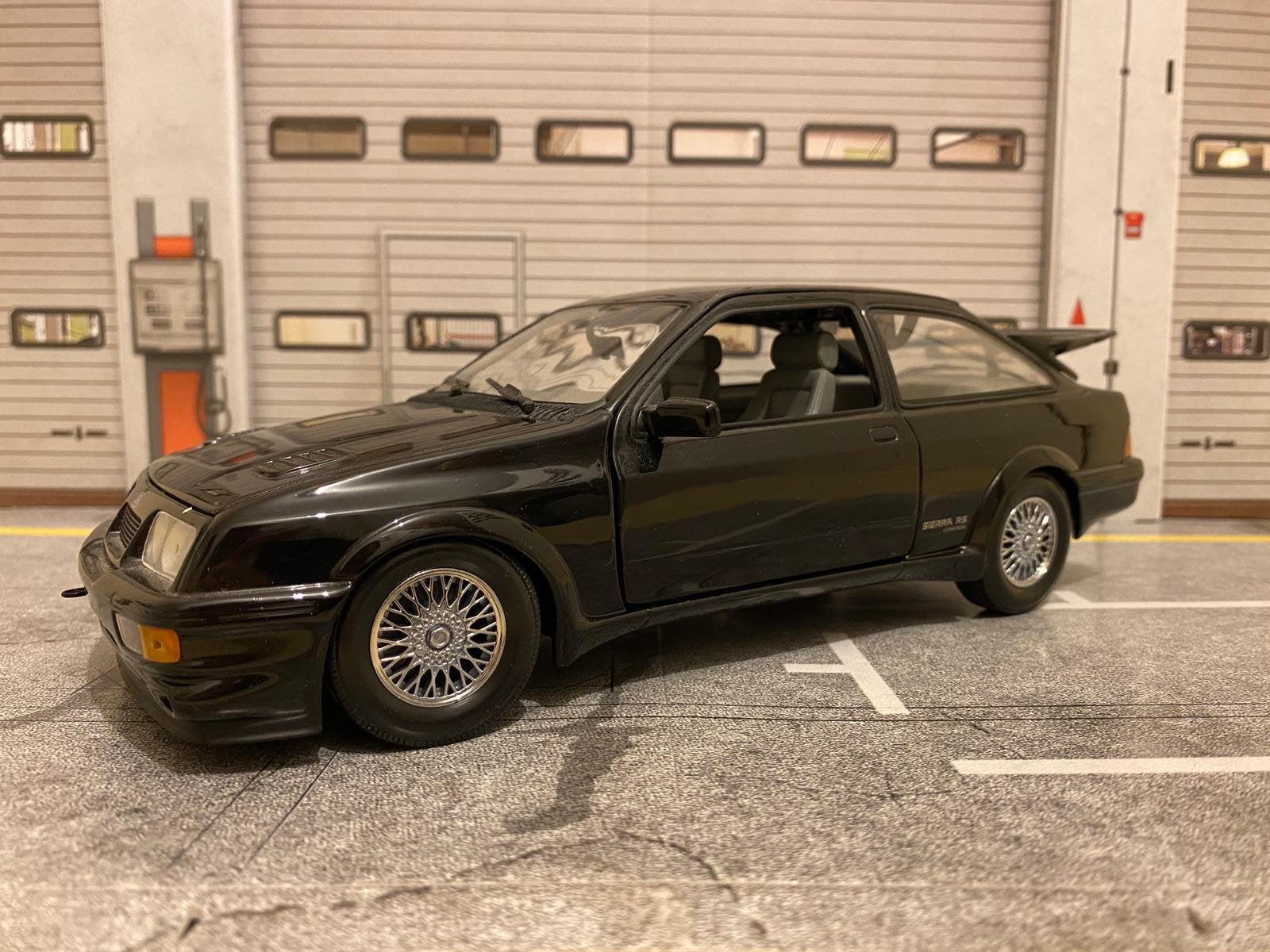Ford Sierra Cosworth RS Minichamps 1/18, Enlèvement, MiniChamps