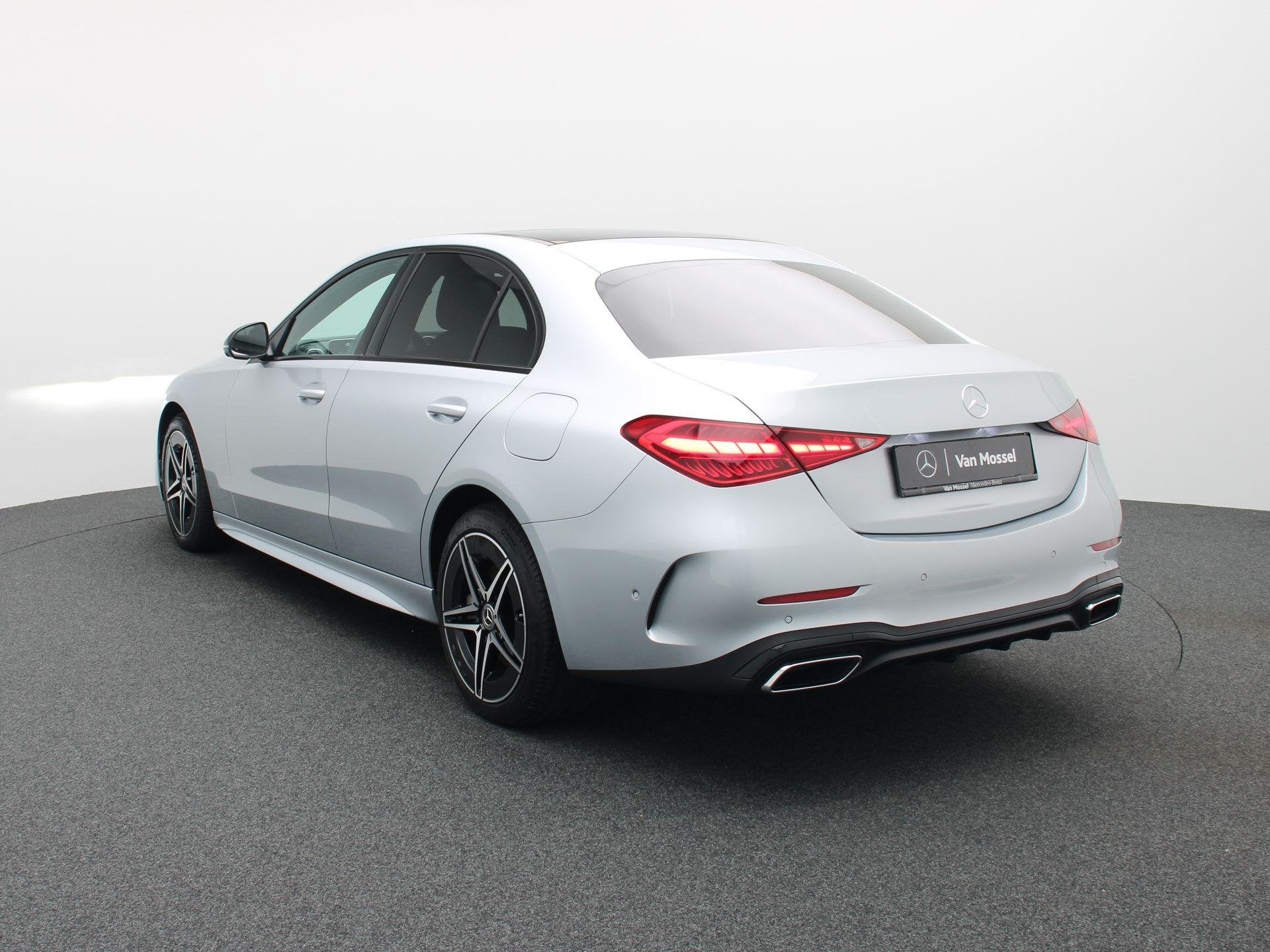 Mercedes-Benz C-Klasse 300 e AMG Line Berline + PANORAMISCH, Autos, Argent ou Gris, Achat, 1800 kg, Entreprise