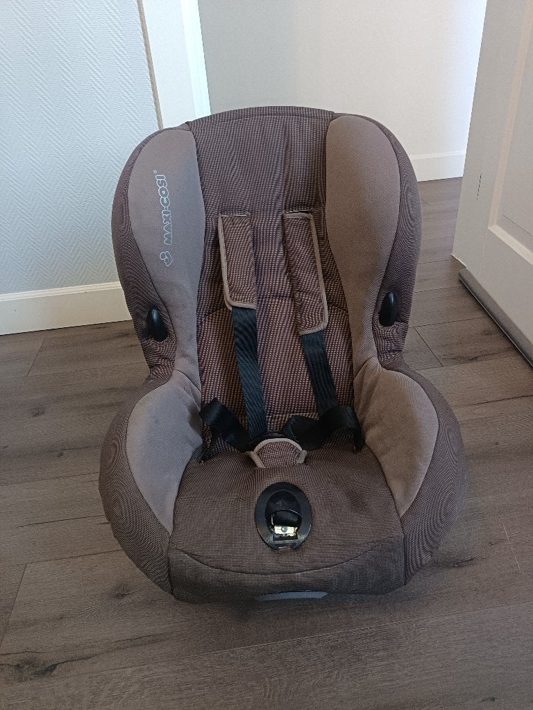 Auto stoel maxi cosi, Kinderen en Baby's, Autostoeltjes, Ophalen, Verstelbare rugleuning, 9 t/m 18 kg, Maxi-Cosi