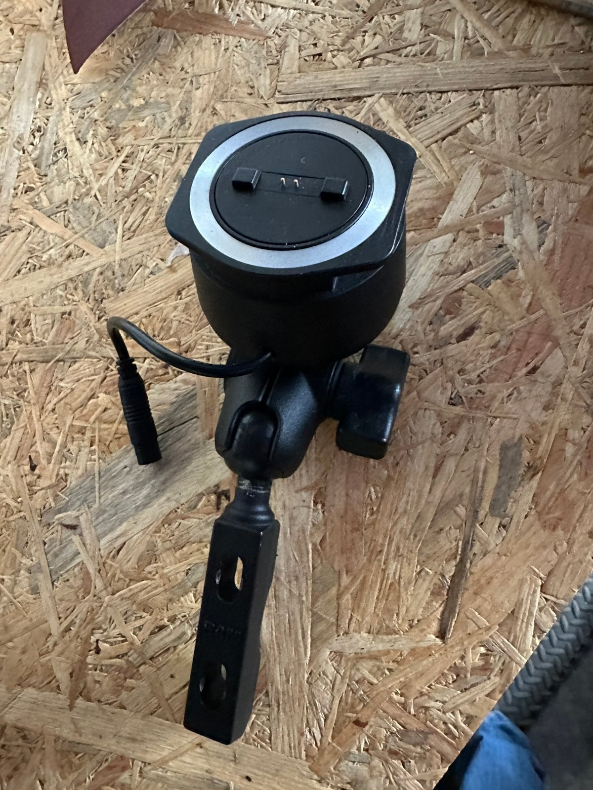 Tomtom  bevestigen houder, Motoren, Accessoires | Navigatiesystemen, Ophalen, Zo goed als nieuw