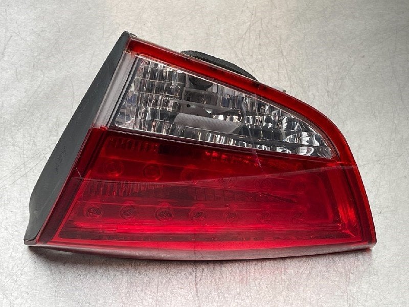 FEU ARRIÈRE DROIT Hyundai iX35 (LM) (|924062Y0|), Hyundai Motor Deutschland GmbH, Kaiserleipromenade 5
63067  Offenbach am Main, DE