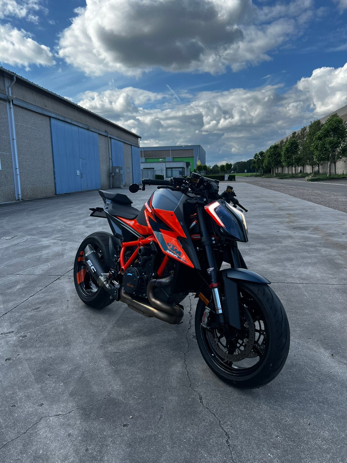 KTM superduke 1290 R 74kw, 2 cilinders, Traction Control, Occasion, Motorrijbewijs A