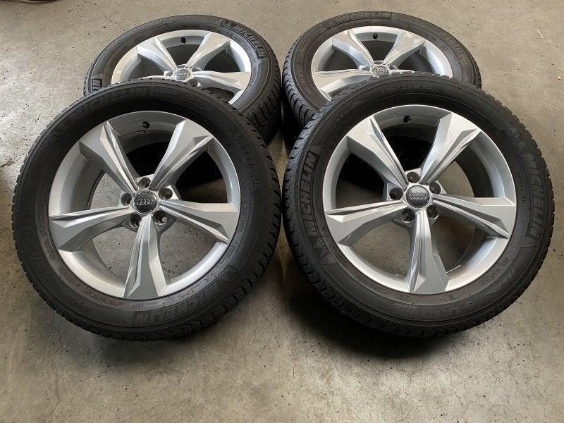 19 inch originele velgen + winterbanden Audi Q5 80A601025K s, Auto-onderdelen, 19 inch, Gebruikt, -, -