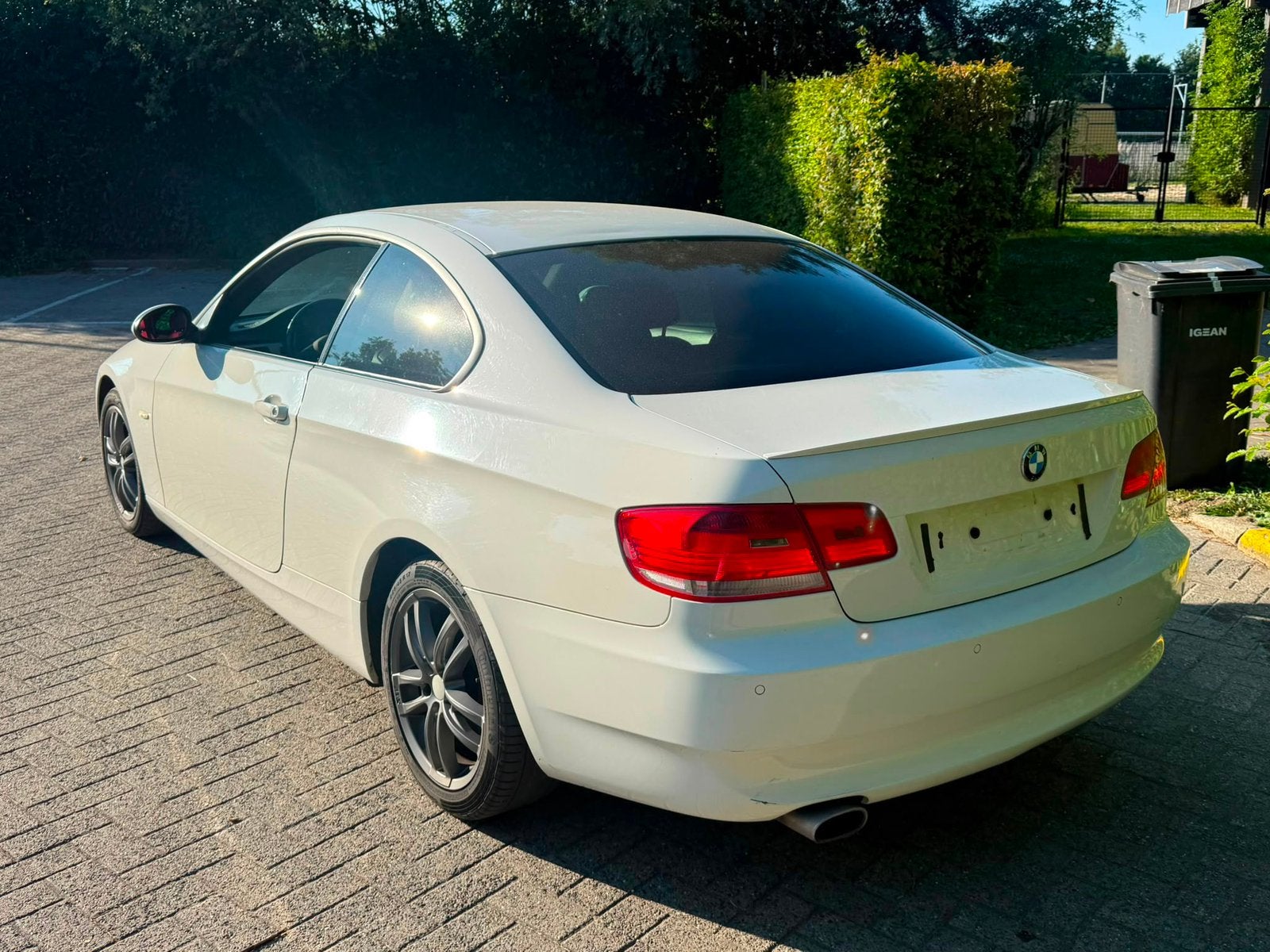 BMW 320D Coupé - Sportline - Red Interior - Euro 5 Motor ok, Auto's, Euro 5, Airbags, Bedrijf, Diesel