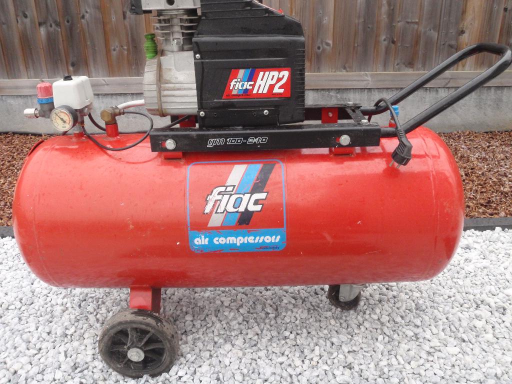 HP FIAC COMPRESSOR, Doe-het-zelf en Bouw, Ophalen, Gebruikt, 10 bar of meer, 25 tot 100 liter
