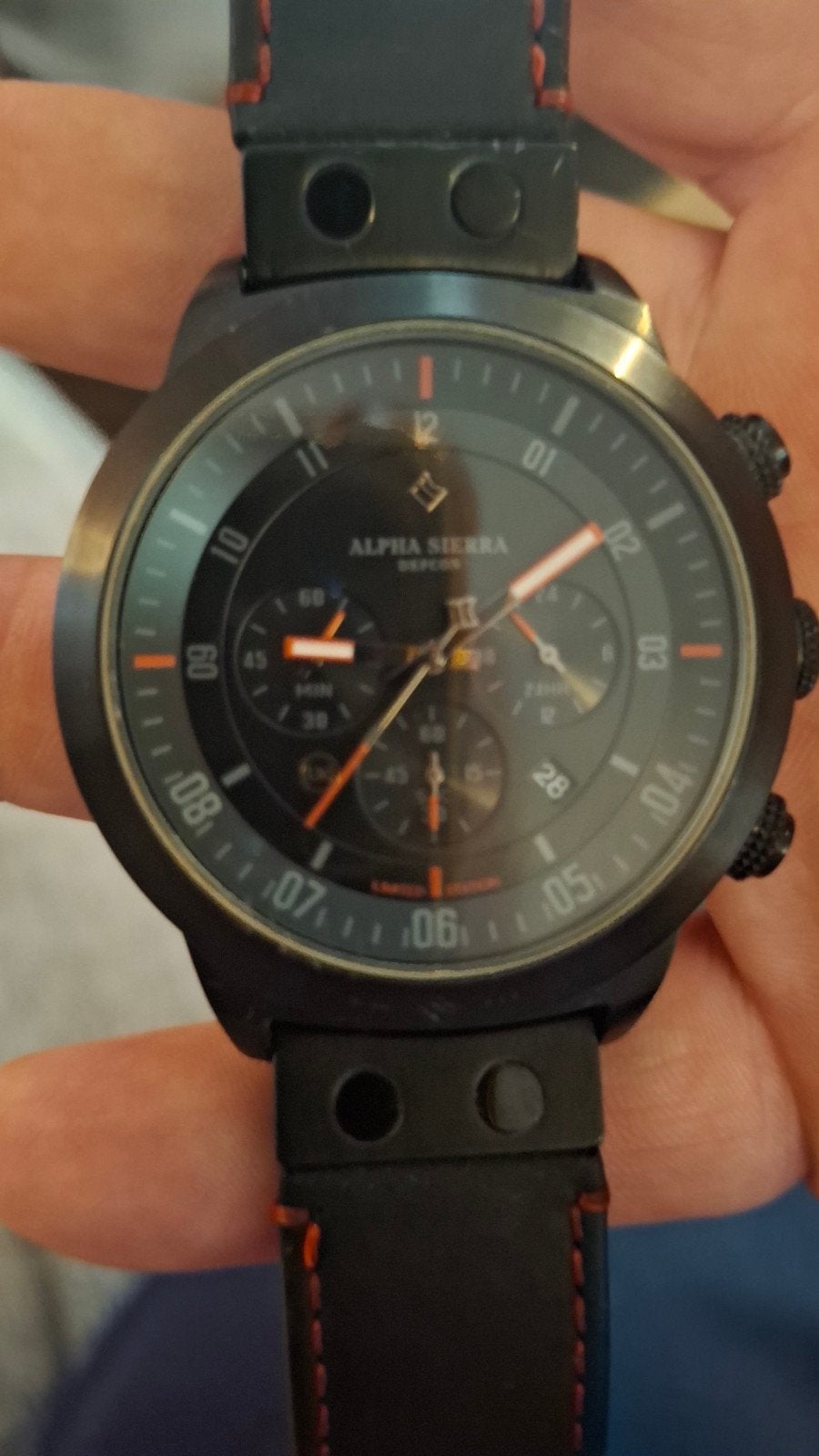Alpha Sierra Defquon horloge, Bijoux, Sacs & Beauté, Montres | Hommes, Enlèvement ou Envoi