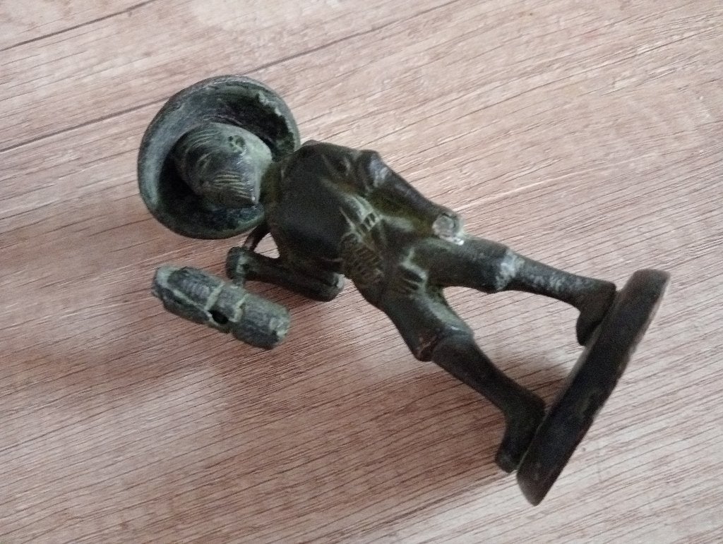 Figurine asiatique en bronze, Enlèvement, Bronze
