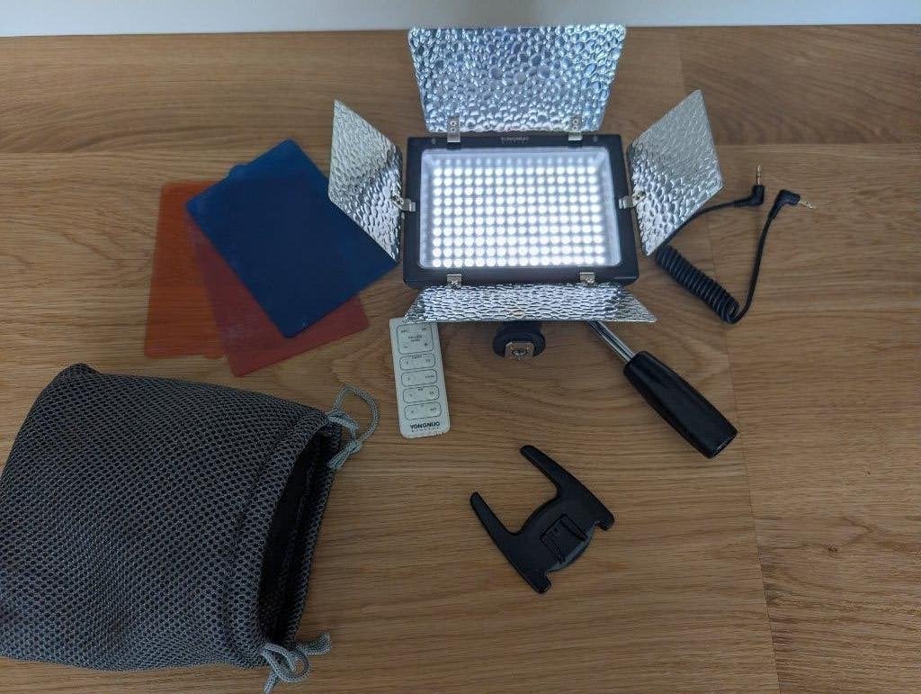 Yongnuo YN-160 II Lampe video Led, Enlèvement, Utilisé, LED