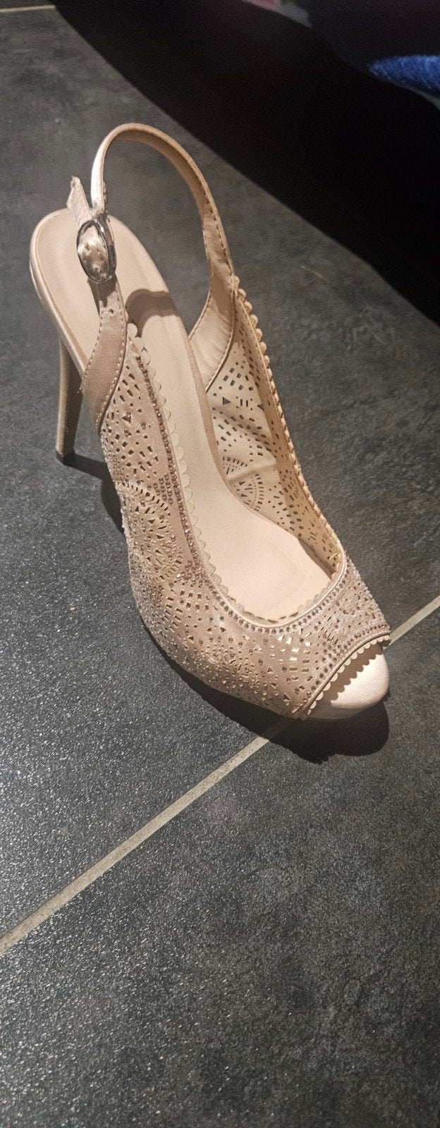 Escarpin mano doré, Kleding | Dames, Schoenen, Ophalen