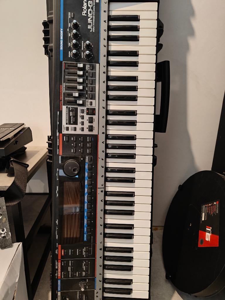 Keyboard Roland Juno GI, Musique & Instruments, 61 touches, Avec pied, Roland, Enlèvement