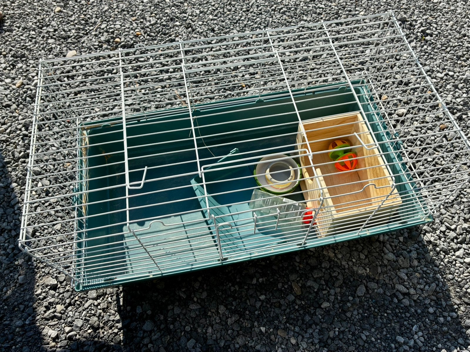 Cage pour cobaye + articles divers et nourriture, Animaux & Accessoires, Enlèvement, Utilisé, Cage, Cobaye