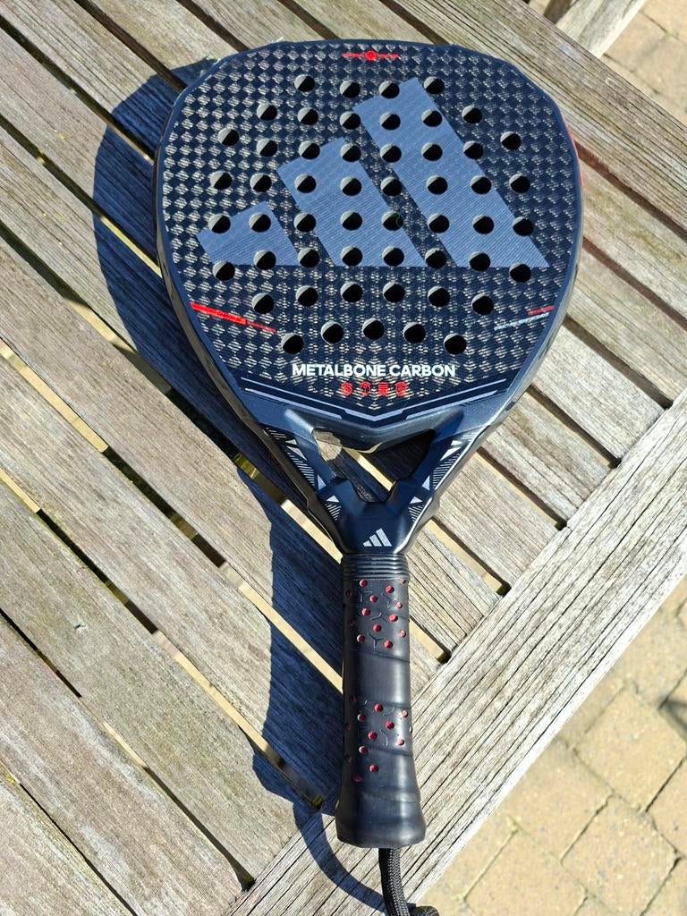 Adidas Metalbone Carbon 2026 padelracket, Sport en Fitness, Ophalen, Padelracket