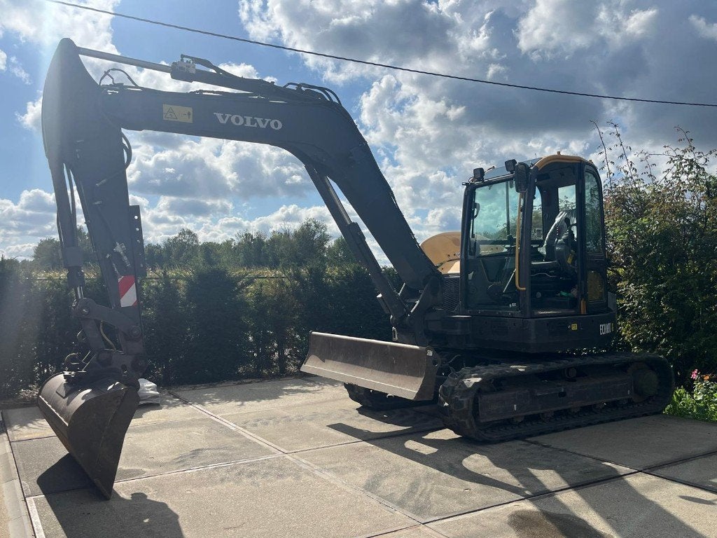 Volvo ECR 88D, Articles professionnels, Enlèvement, Excavatrice