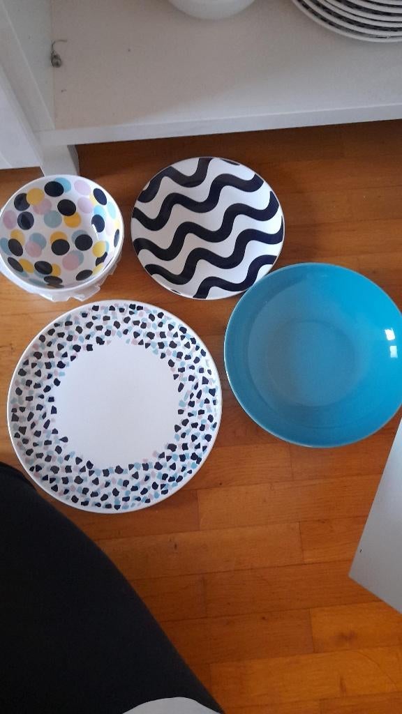 vaisselle Ikea neuve service x12, Service complet, Comme neuf, Enlèvement, Autres matériaux