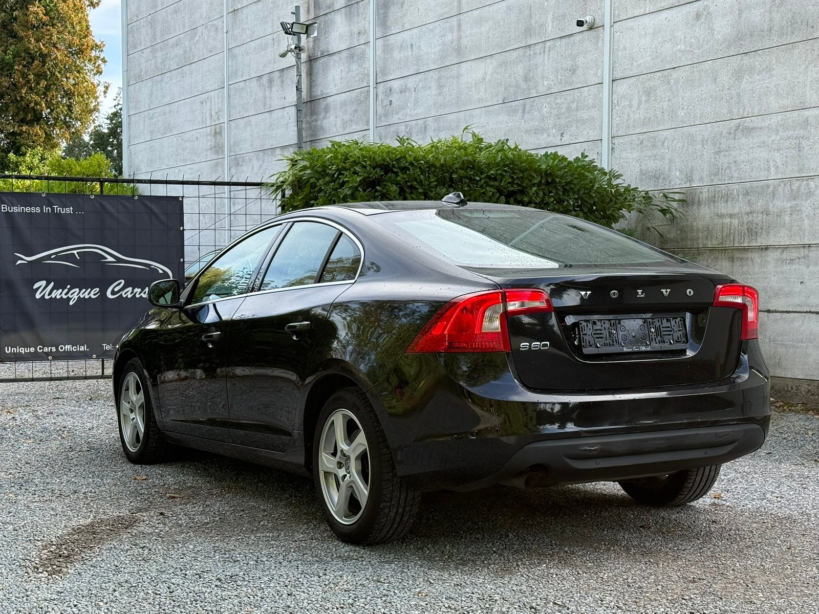 Volvo S60 2.0 D3 - 5 Cylinder - Automaat - Xenon - 64.000KM, Auto's, Automaat, Euro 5, S60, Zwart