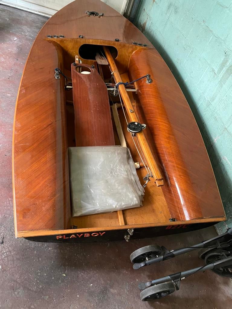 Moth zeilboot, Ophalen, Zo goed als nieuw