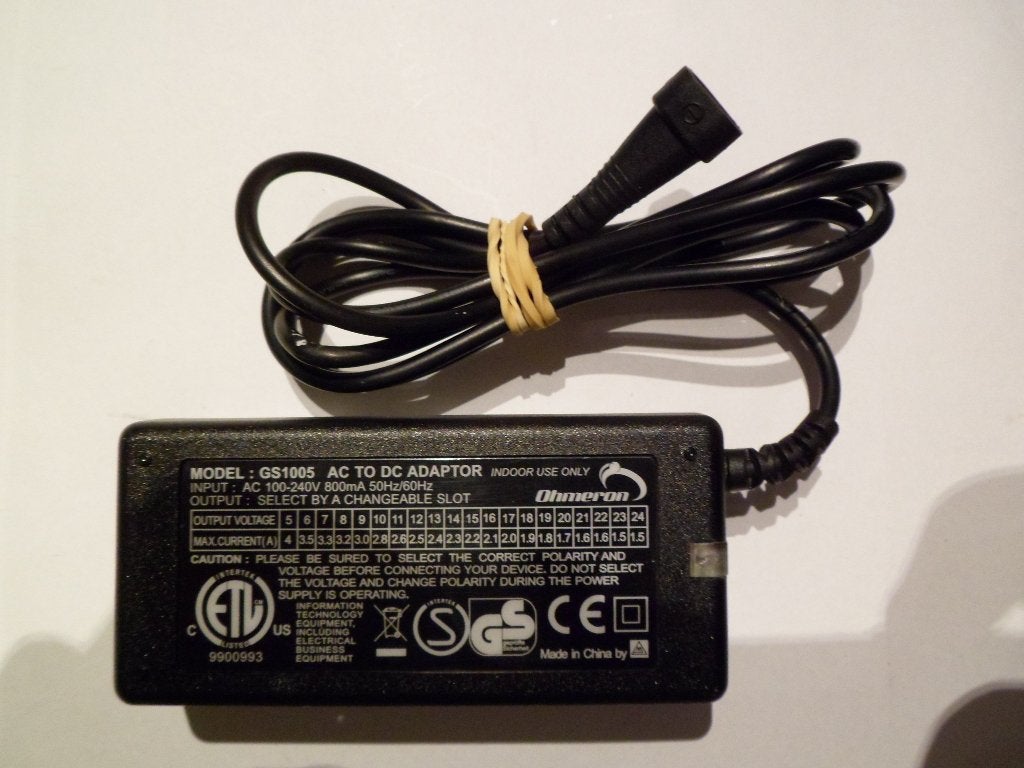 Netstroom adapter-oplader Ohmeron 100-240VAC=> 5-24VDC, Audio, Tv en Foto, Opladers, Ophalen of Verzenden, Zo goed als nieuw