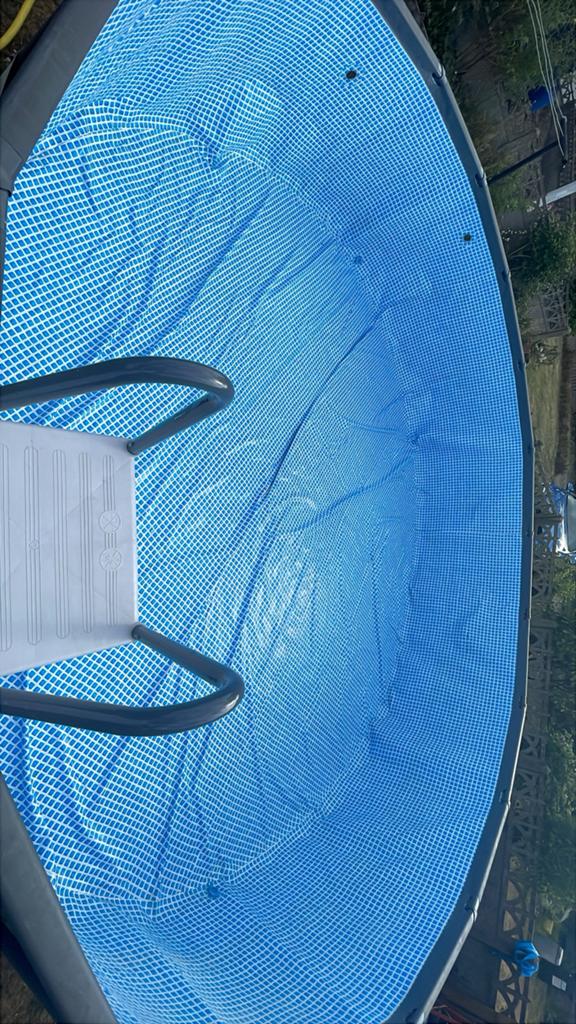 Zwemabd Intex ULTRA XTR FRAME 549x132 met nieuwe filter, Tuin en Terras, Ophalen of Verzenden