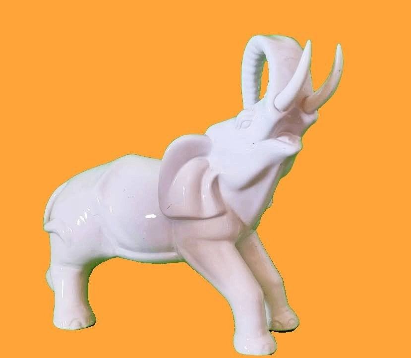 Éléphant en porcelaine., Enlèvement ou Envoi