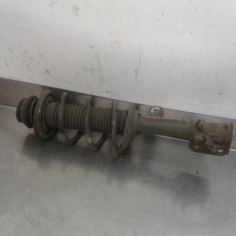 VEERPOOT RECHTS VOOR Suzuki Alto (GF) (01-2009/-), Gebruikt, Suzuki