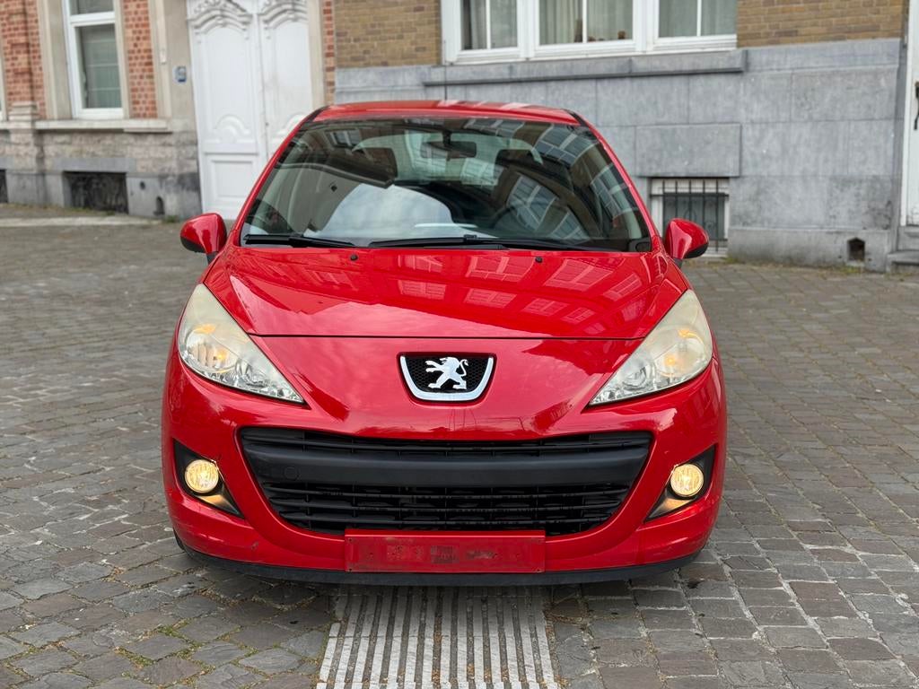 Peugeot 207+ 1.4 essence EURO5 123.000km / 2013, Rouge, Achat, Boîte manuelle, Noir