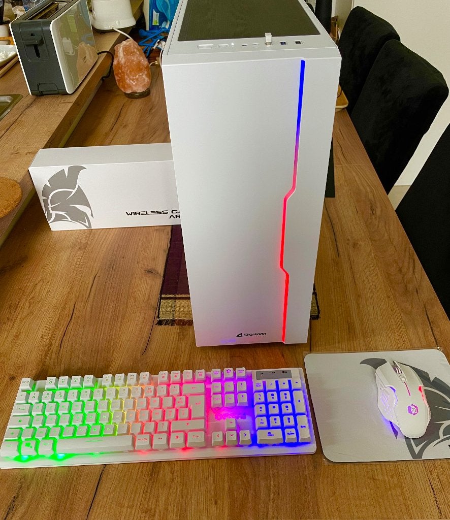 Pc blanc +clavier- souris wifi, Ophalen, Zo goed als nieuw, Nvidia, HDMI