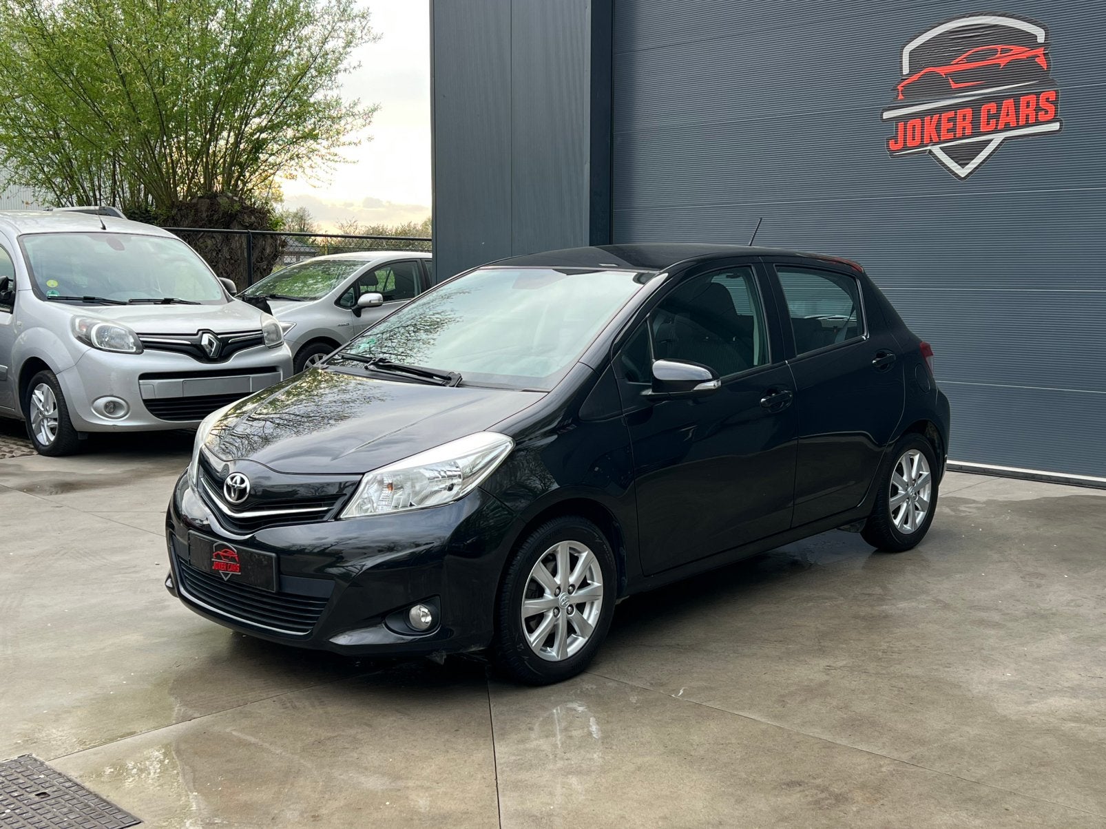 Toyota Yaris 1.33i VVT-i Airco Volledig Onderhoudsboek, Autos, Euro 5, Achat, Airbags, Entreprise